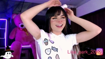 Lisa_Park_  07-11-2021